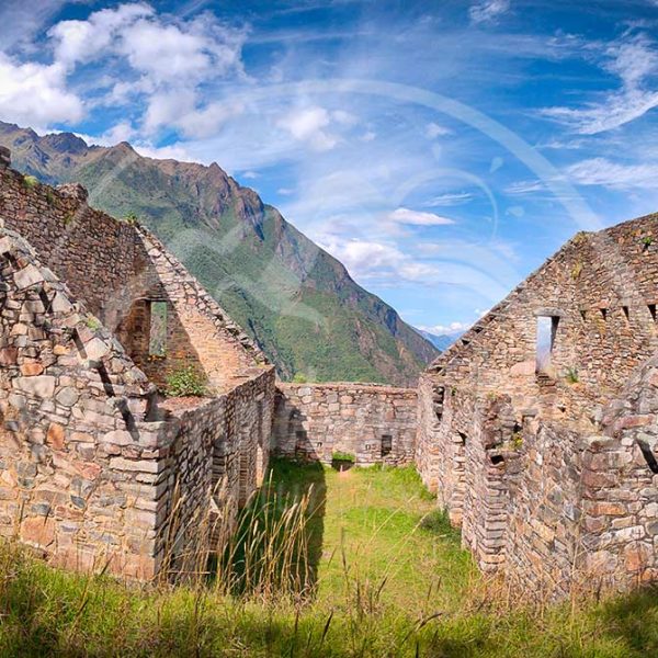 Miradores Impresionantes del Trekking a Choquequirao Miradores Impresionantes del Trekking a Choquequirao